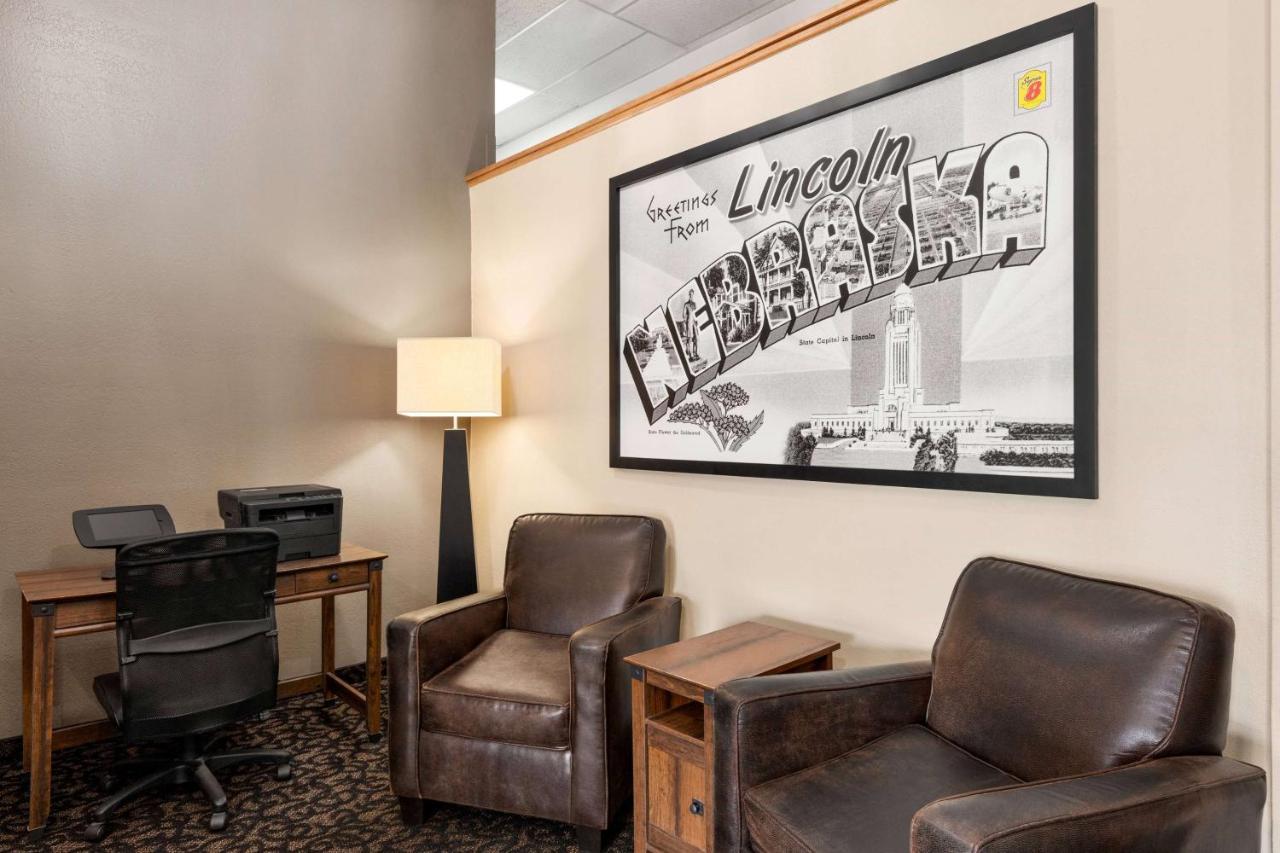 Hotel Super 8 By Wyndham Lincoln North Esterno foto