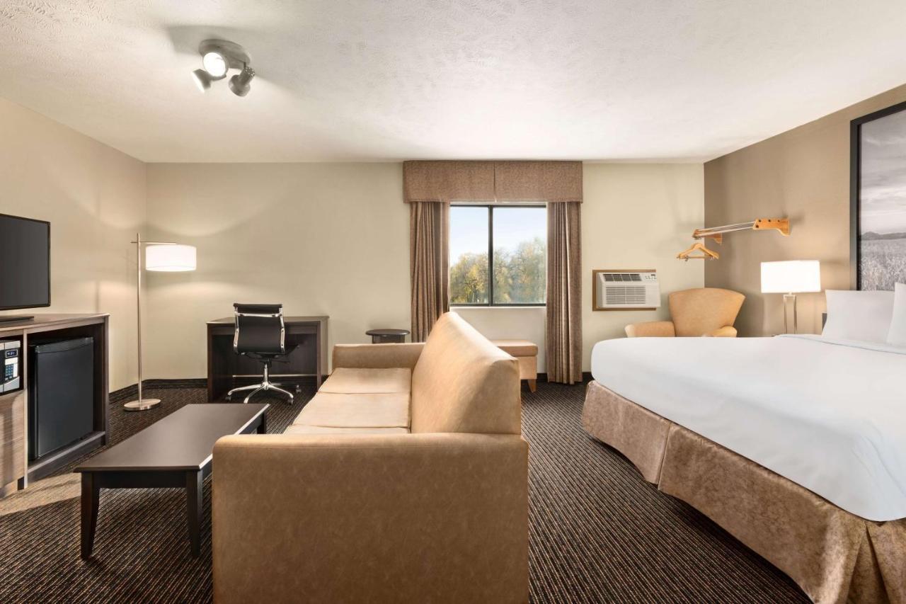 Hotel Super 8 By Wyndham Lincoln North Esterno foto