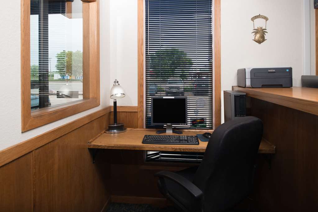 Hotel Super 8 By Wyndham Lincoln North Servizi foto